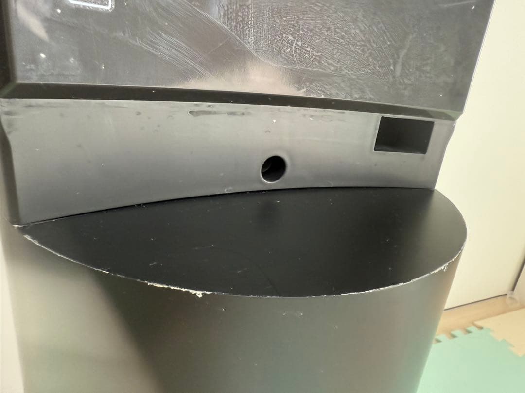 ブラック ウォーターサーバー 冷温水供給