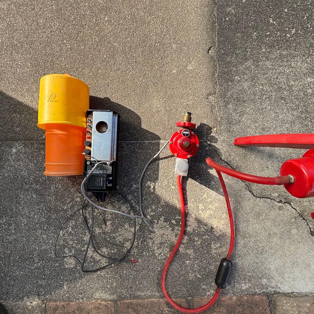 バードキラー　タイガー　爆音機　ＬＰ型　ガス鉄砲　鳥獣対策　熊よけ　熊対策