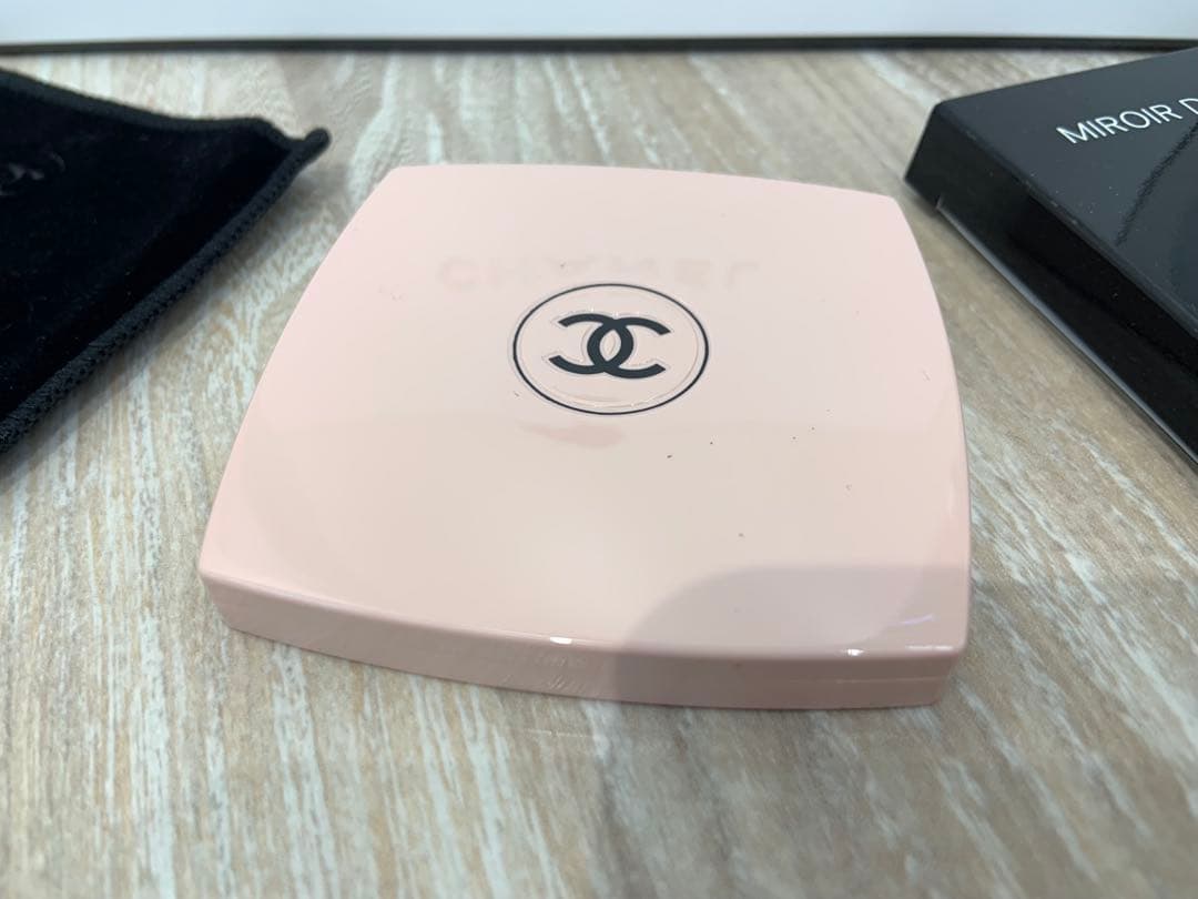 CHANEL Miroir Double Facettes ピンクミラー