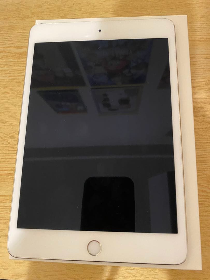 iPad mini 第4世代 128GB 本体 simフリー