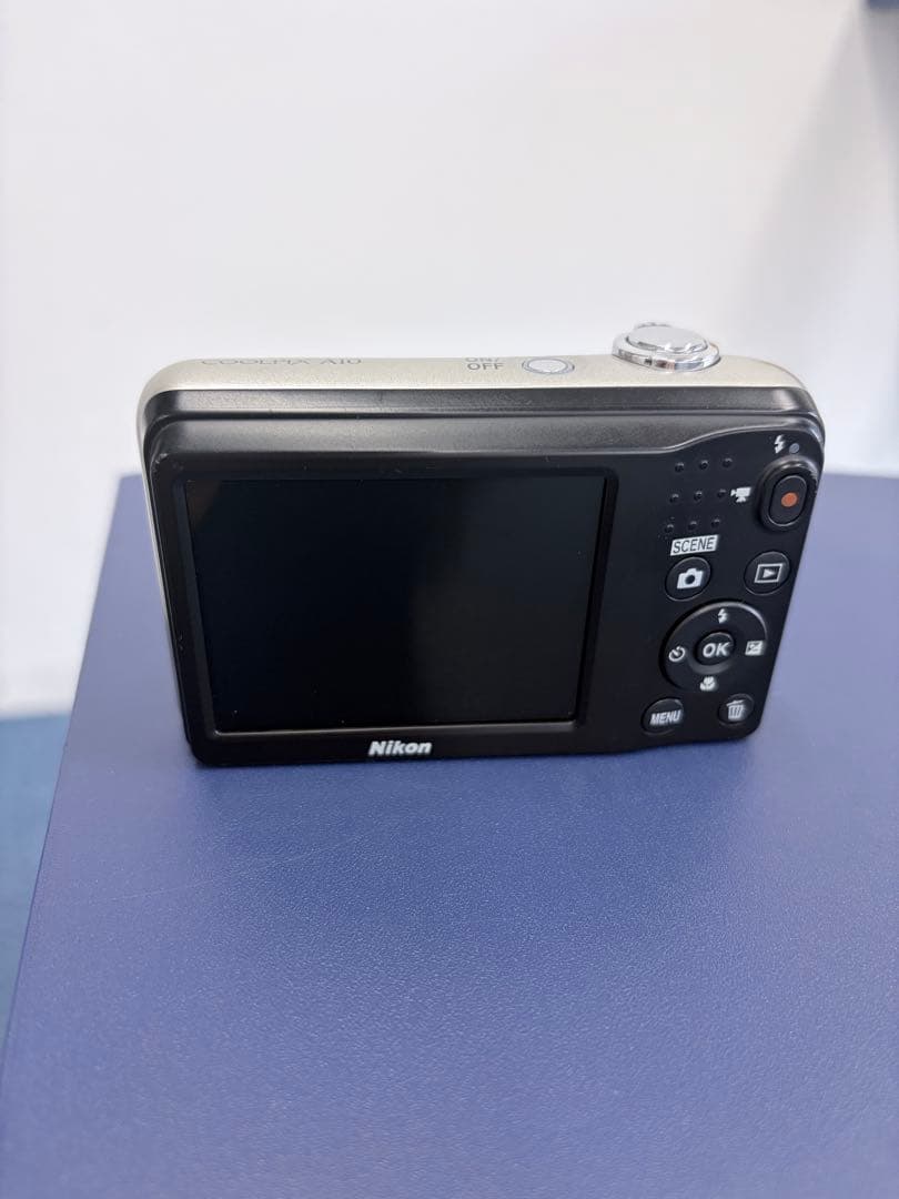 Nikon COOLPIX A10 シルバー