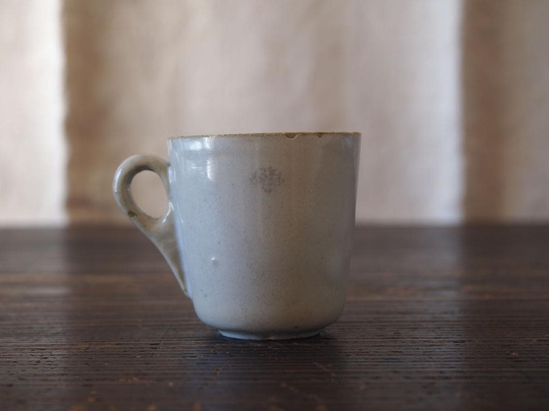 白釉薬 小さなコーヒーカップ マニセスカップスペイン古陶 古道具 工藝/K412