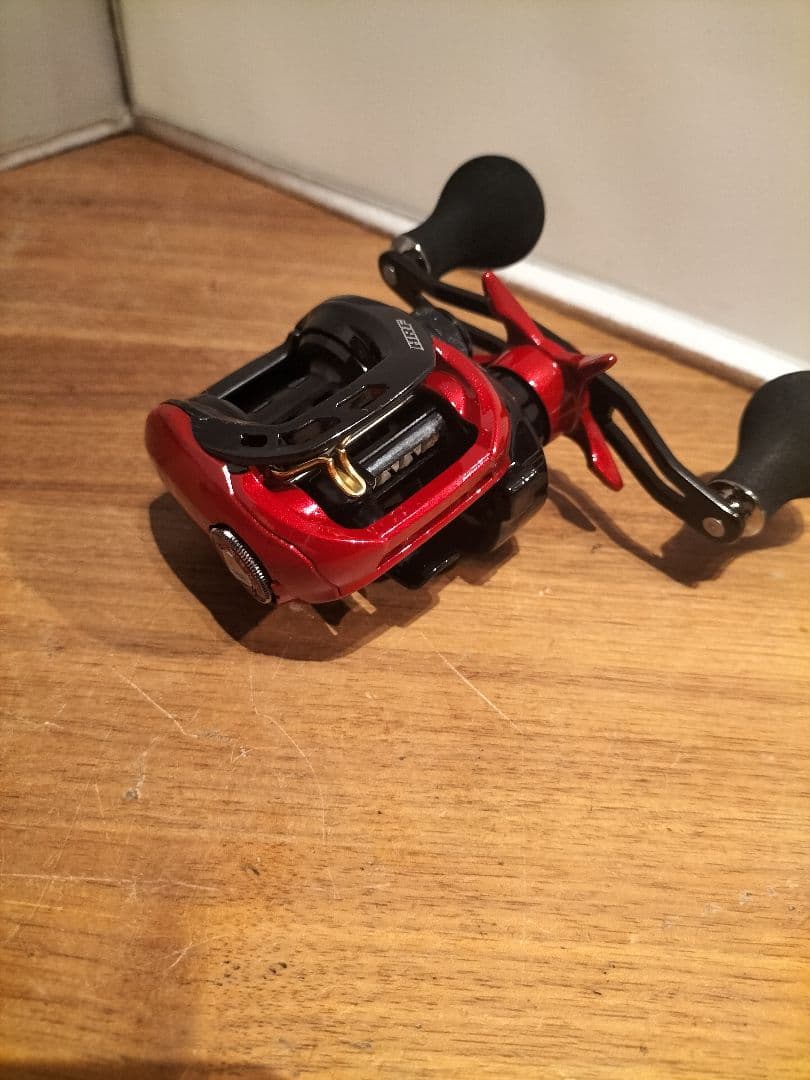 DAIWA HRF PEスペシャル7.3Lフィッシュ箱説付