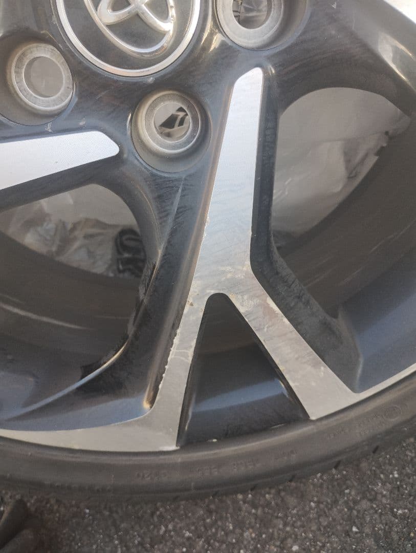 格安トヨタC-HR純正 18インチホイール 流用ノア ヴォクシー エスクァイア等