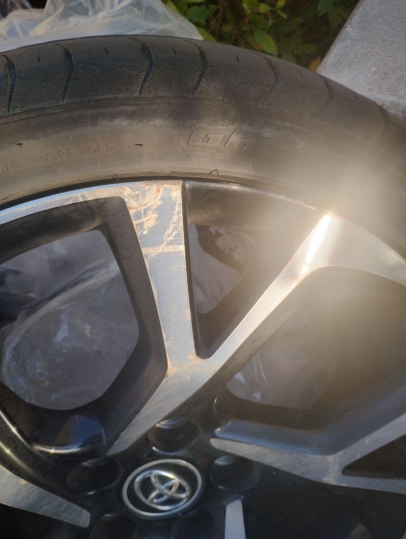 格安トヨタC-HR純正 18インチホイール 流用ノア ヴォクシー エスクァイア等