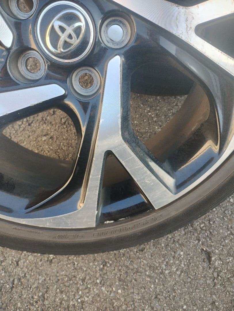 格安トヨタC-HR純正 18インチホイール 流用ノア ヴォクシー エスクァイア等