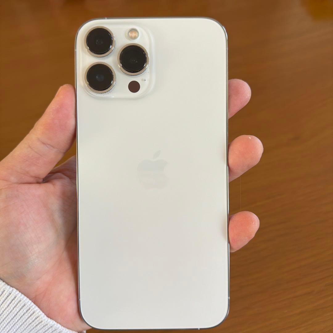 iPhone13ProMax 256GB本体
