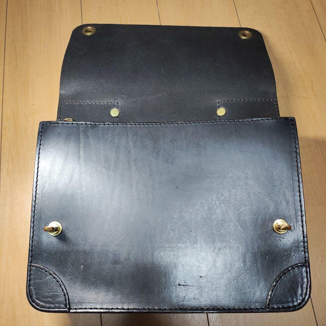 ヘルツ　herz　シンプルな顔立ちのブリーフケース(BC-1)