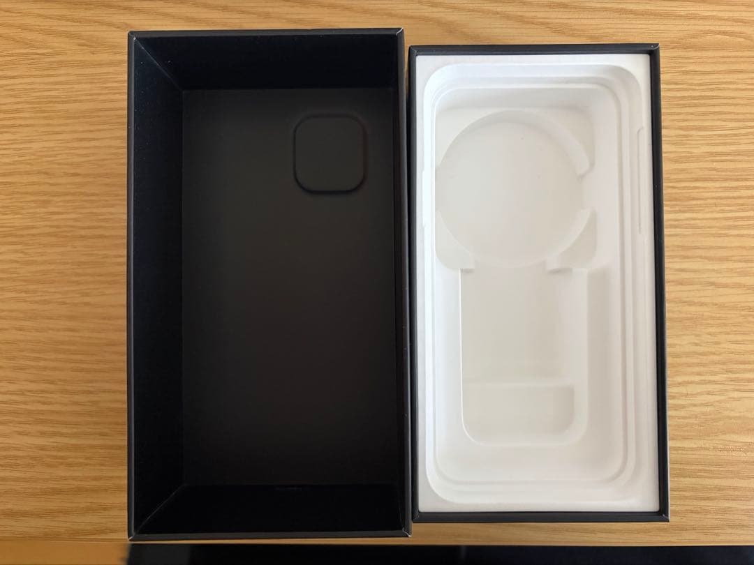 Apple iPhone 11 Pro シルバー本体　SIMフリー