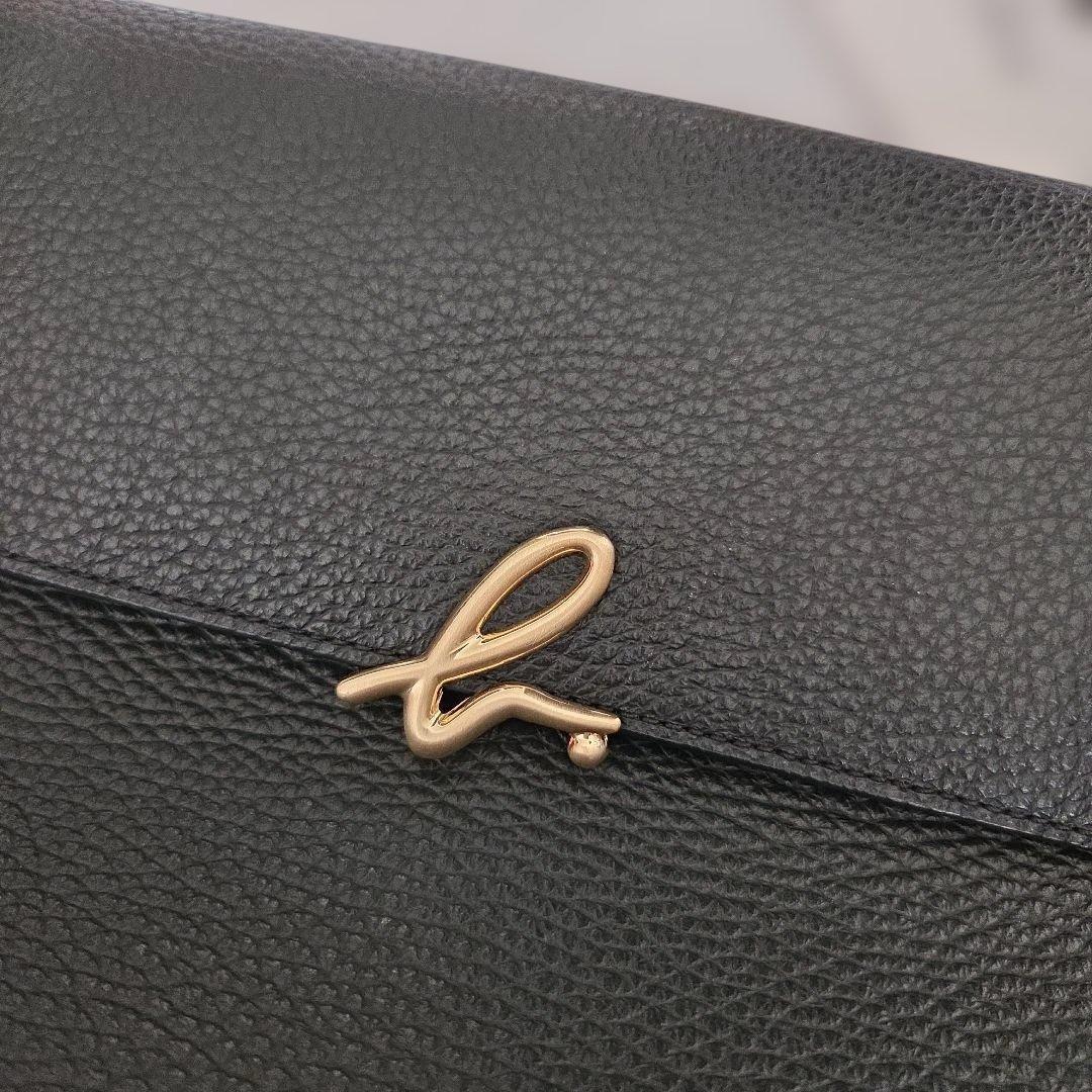 美品　アニエスベー　ショルダーバッグ　レザー　ブラック　ゴールド金具