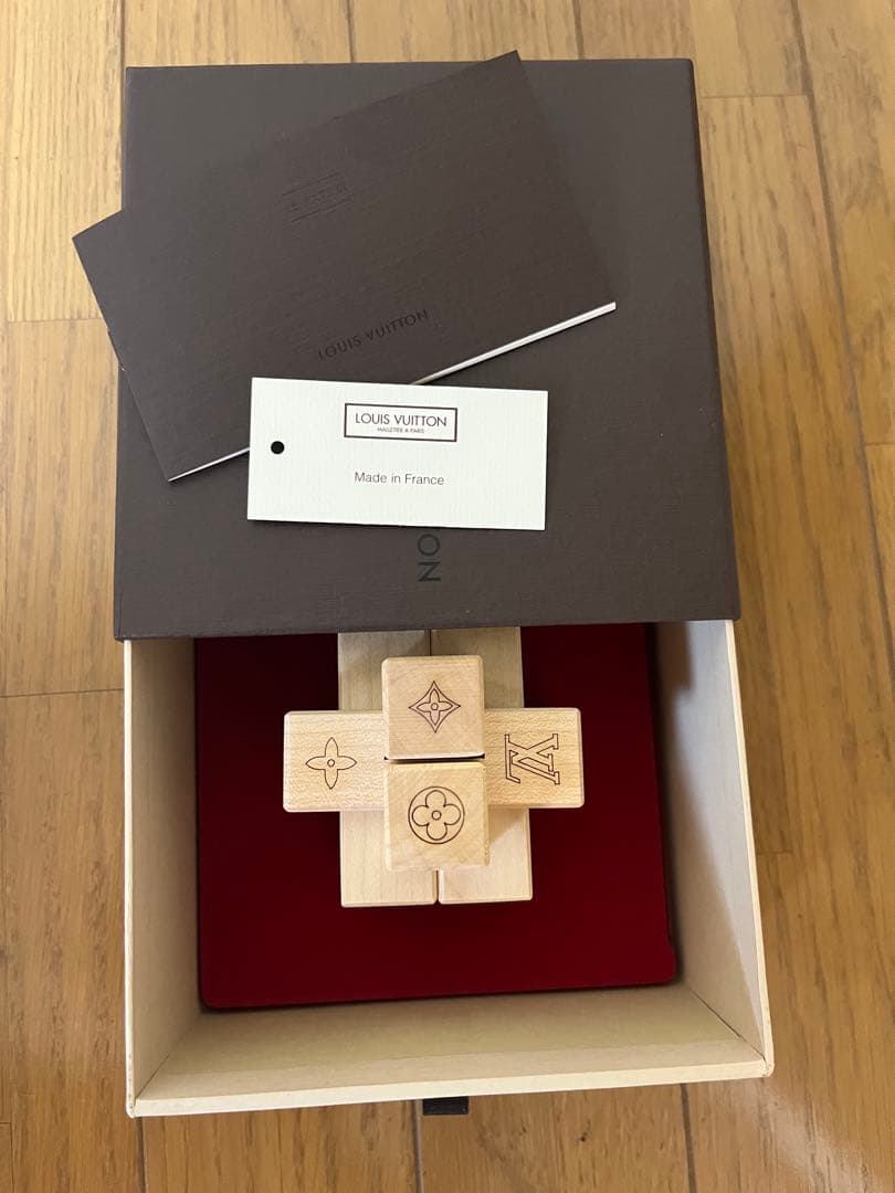 限定品⭐︎顧客ギフト　LOUISVUITTONブロックオブジェ