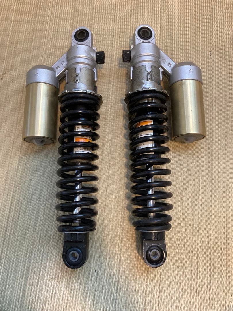 『KYB』ZRX1100純正リアサスペンション　中古　左側オイル漏れ