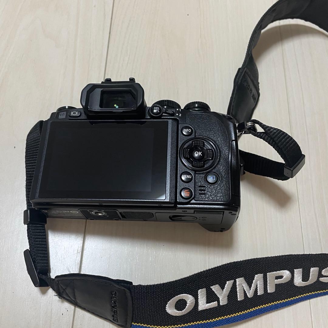 OLYMPUS OM-D E-M1 12-50mm EZ レンズキット