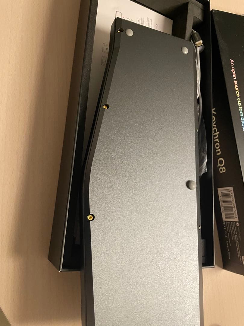 【ほぼ未使用】Keychron Q8 グレー 赤軸 ホットスワップ