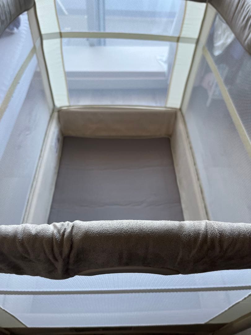 【美品】 Apricaベビーベッド ココネルエアープラス（25年6月新品購入）