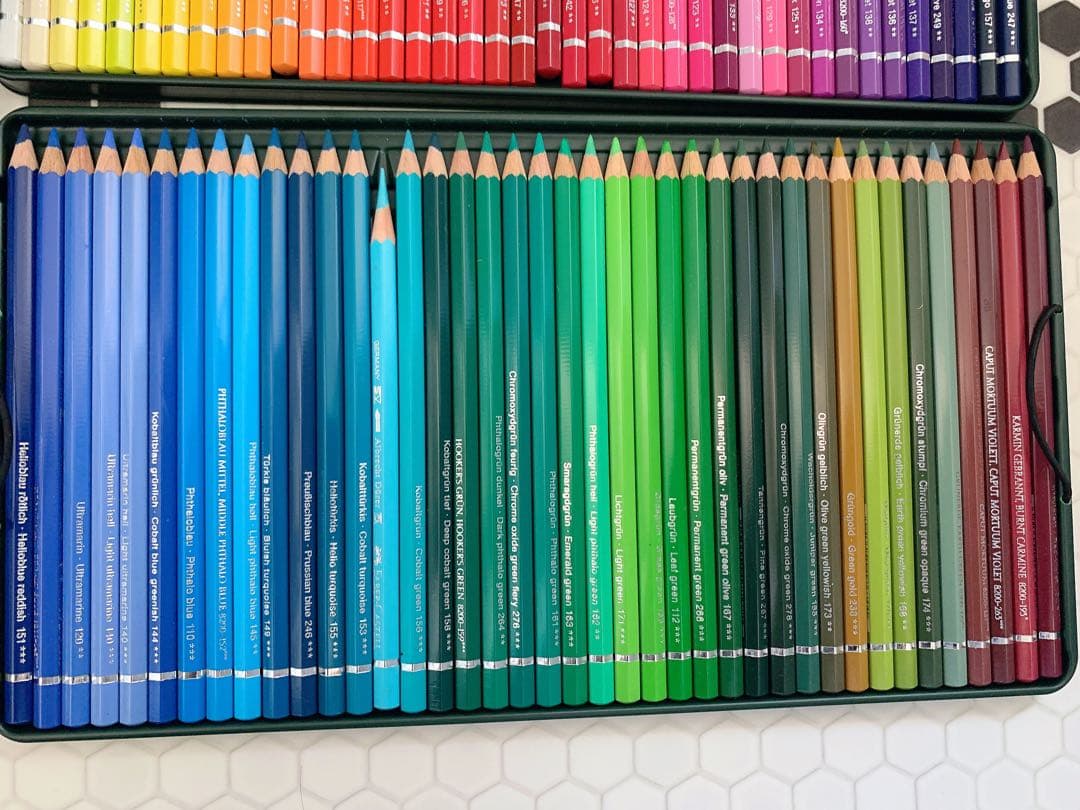 ファーバーカステル Faber-Castell水彩色鉛筆 120色　缶