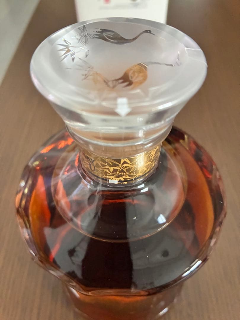 ニッカ ウイスキー 鶴　蒸溜所限定販売品　新品未開栓　化粧箱付き