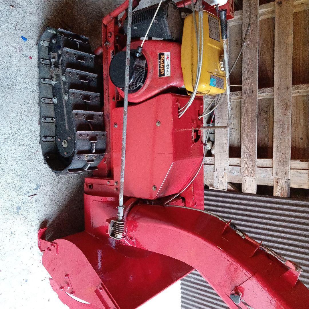 キャタピラ式ハッテツYS600除雪機