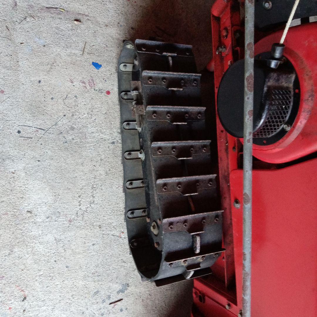 キャタピラ式ハッテツYS600除雪機