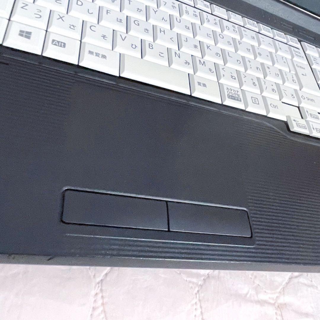 【高級機・美品】2019年製 第8世代i7 光沢フルHD SSD512G カメラ