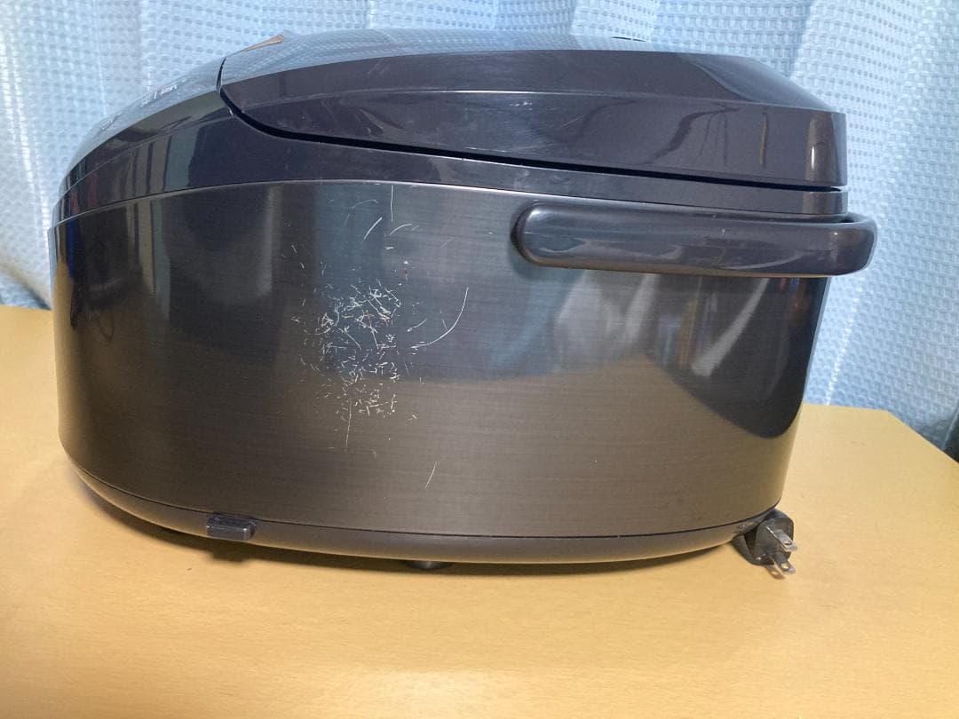 2023年製 TIGER JPW-18E3 IH炊飯ジャー1.8L 10合炊き