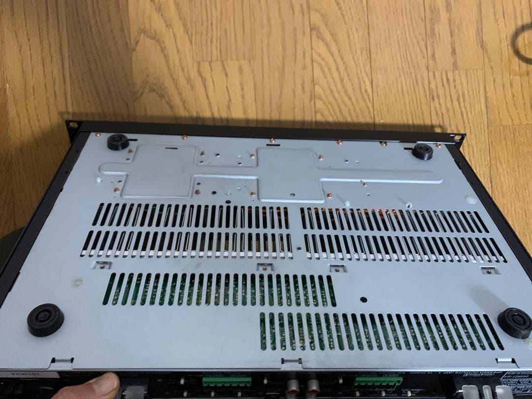 ２　動作品　Bose Professional　パワーアンプ　1200VI