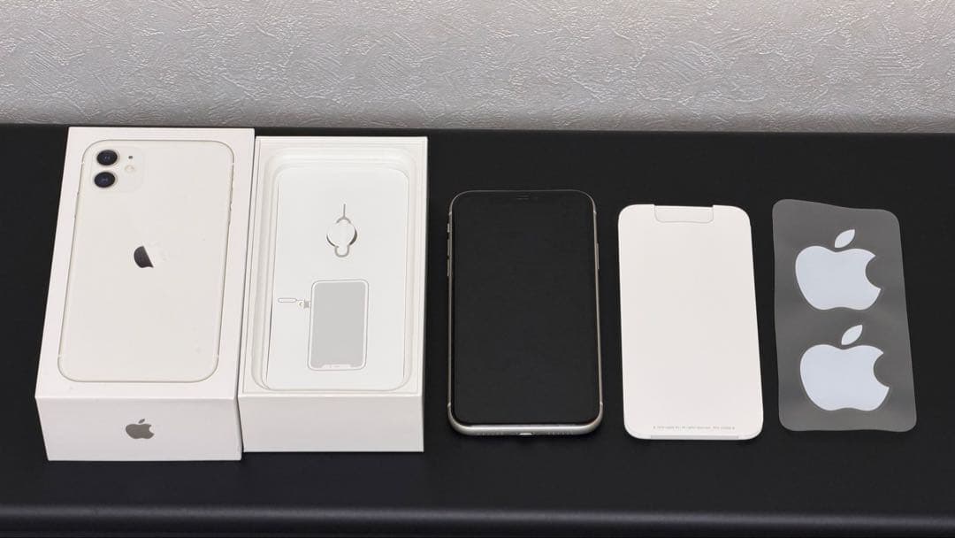 美品 iPhone11 64GB ホワイト バッテリー容量87%