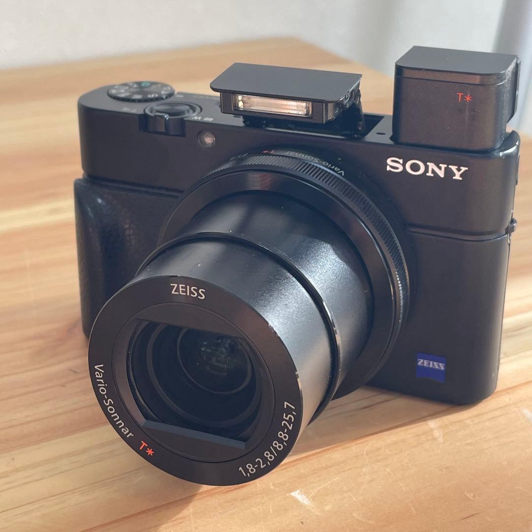 【美品】SONY DSC-RX100M3 グリップ・追加バッテリー・充電器付き