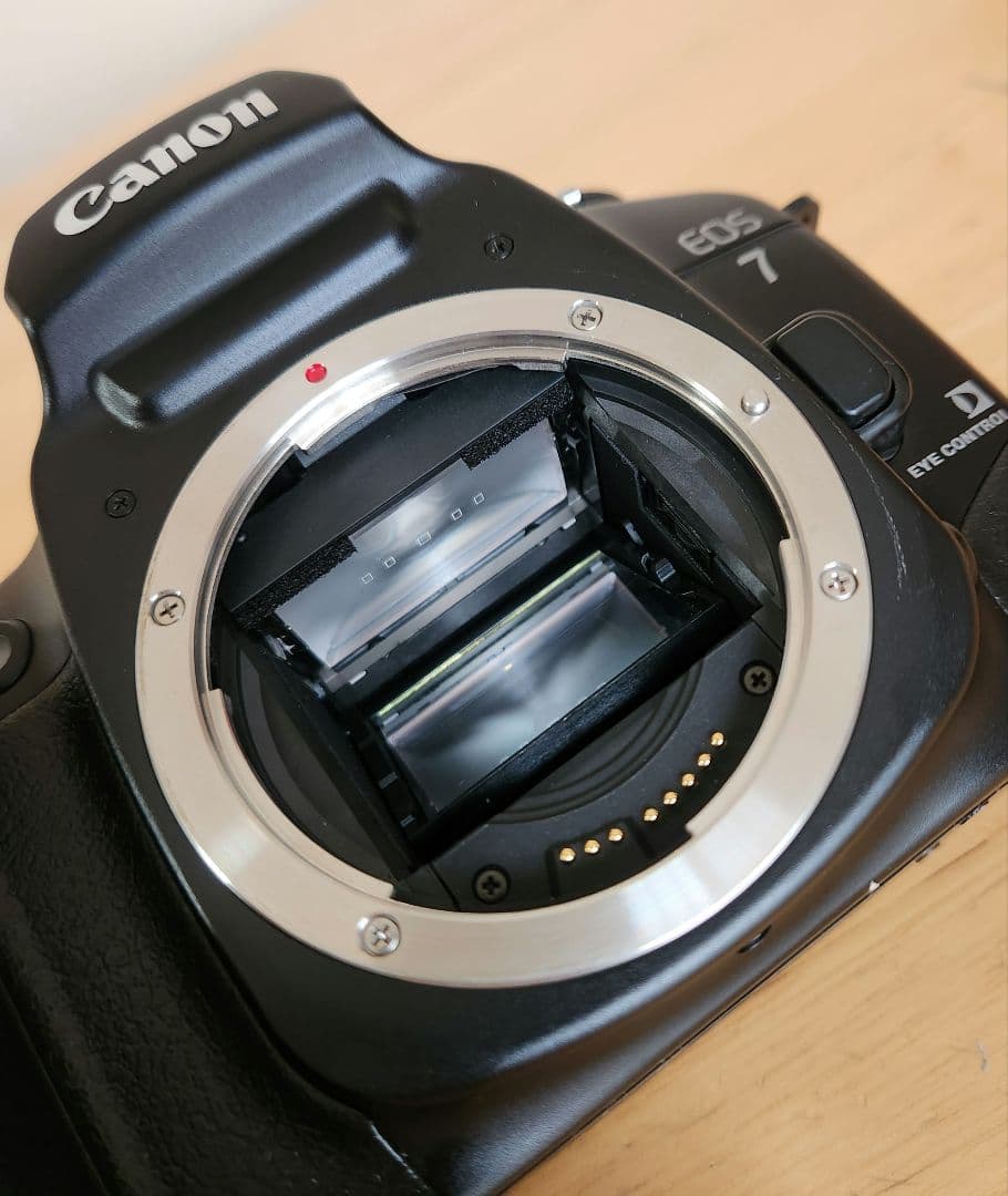★動作確認済★Canon　EOS7　レンズ付きフィルムカメラ