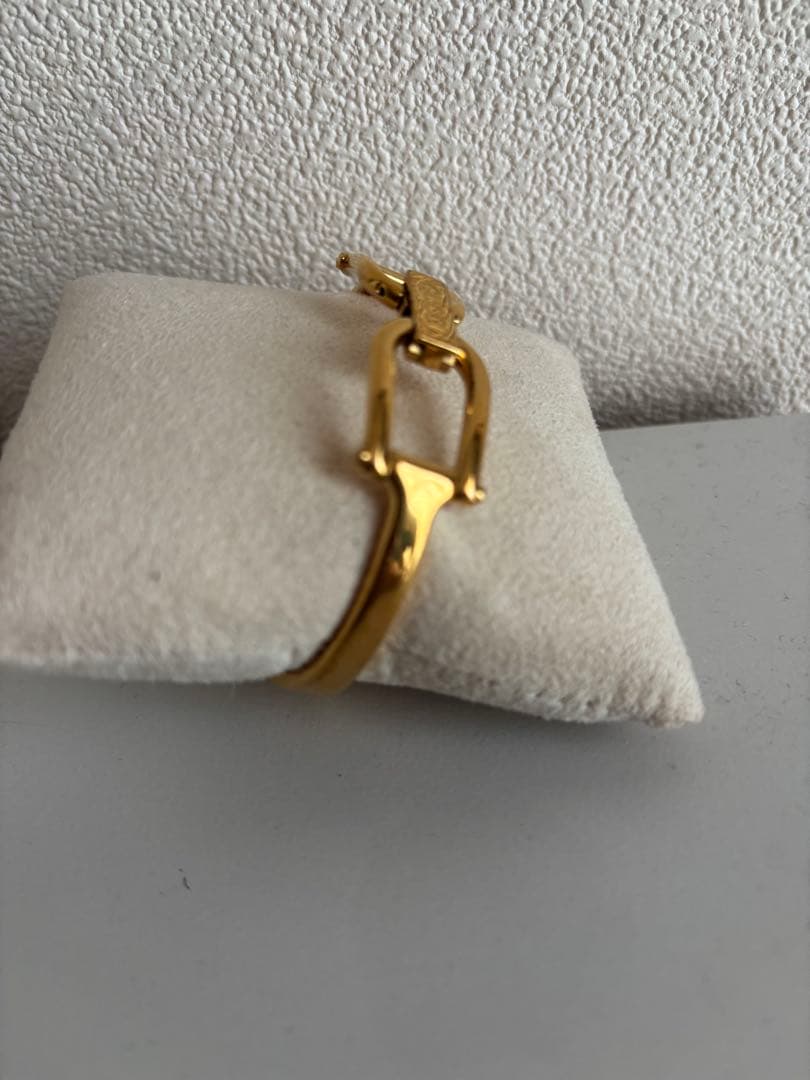 GUCCI★ゴールドチェーンリンク時計★レディース