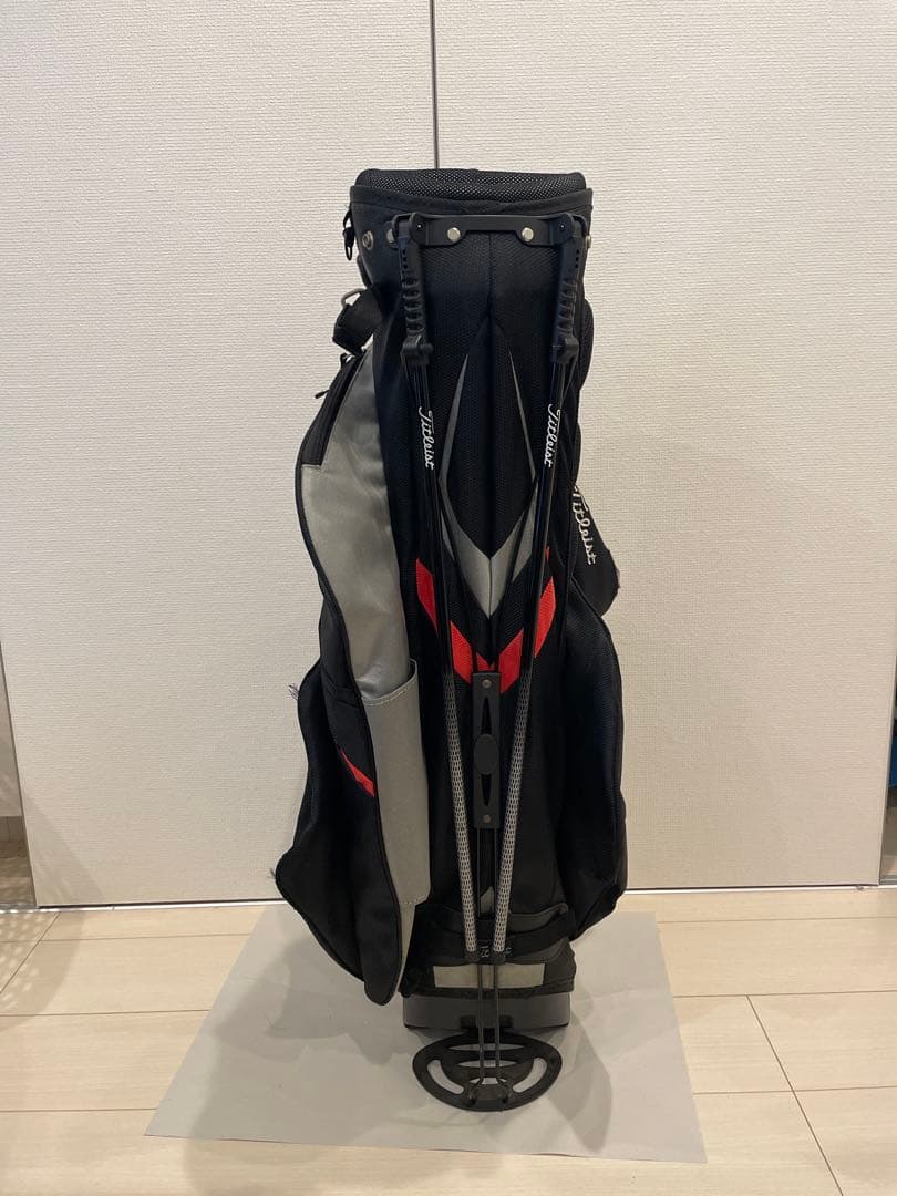 【マークー】Titleist キャディバッグ 黒/赤