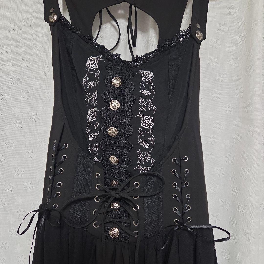 OZZON 白薔薇刺繍イレギュラーヘムジャンパースカート（黒）