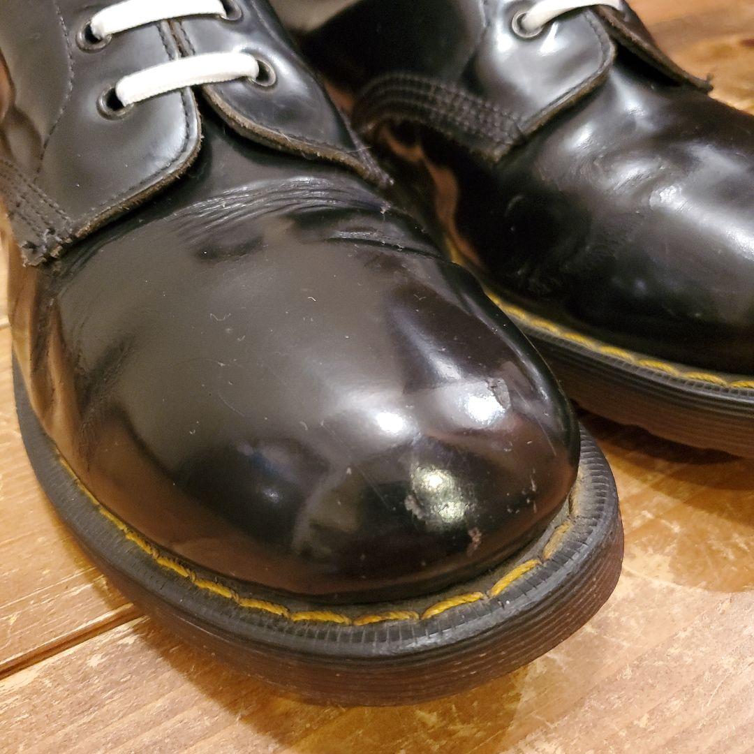 【ホワイト社×BIGサイズ早い者勝ち】英国製 ドクターマーチン 8ホール UK9