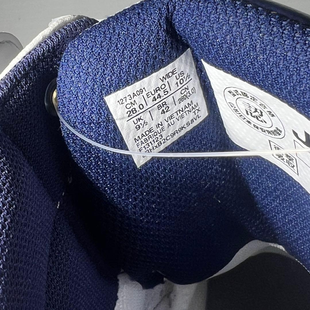 アシックスASICS未使用安全靴 CP218 ホワイト/ネイビー