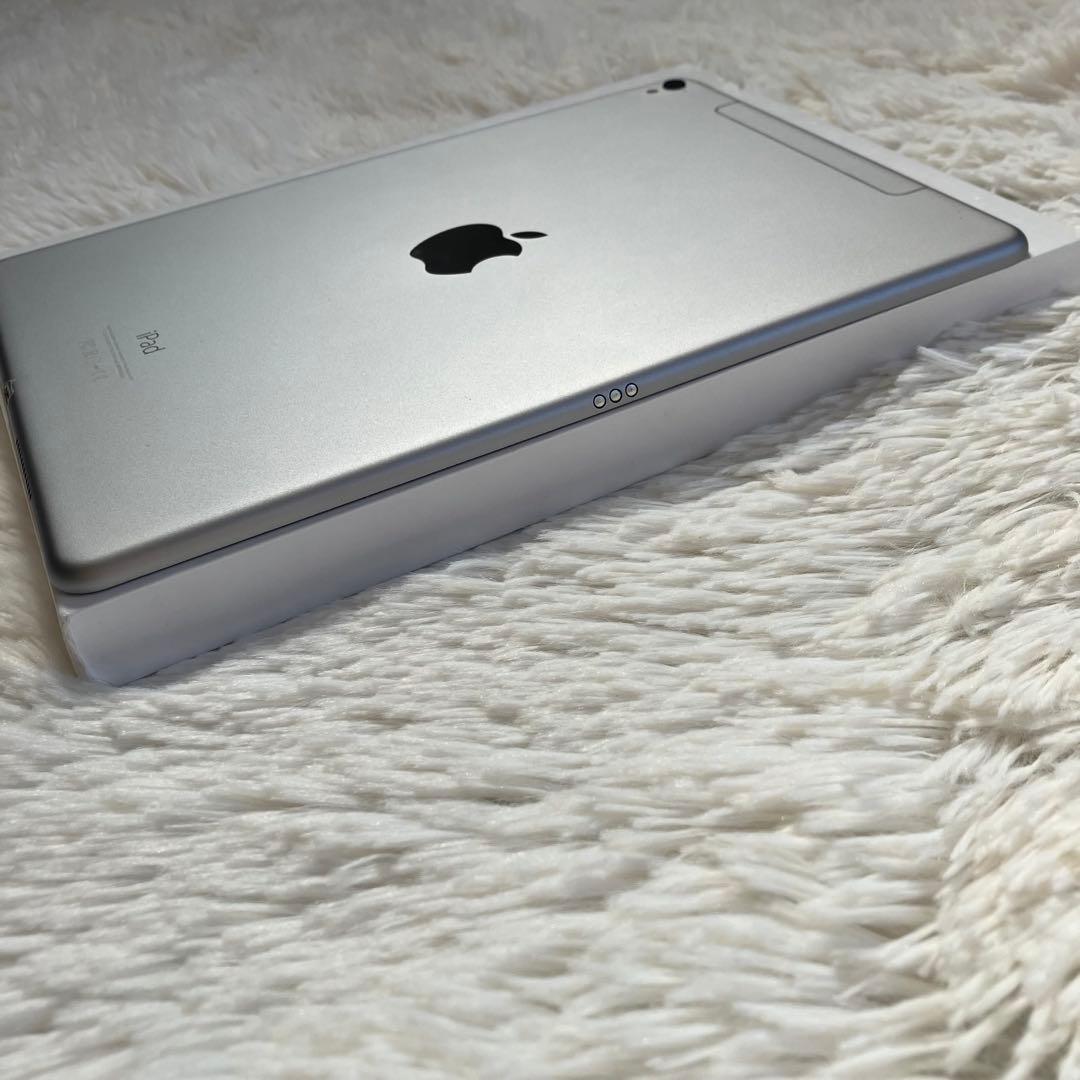 【完動品】iPad Pro 9.7 128GB SIMフリー 【発送】【付属品】
