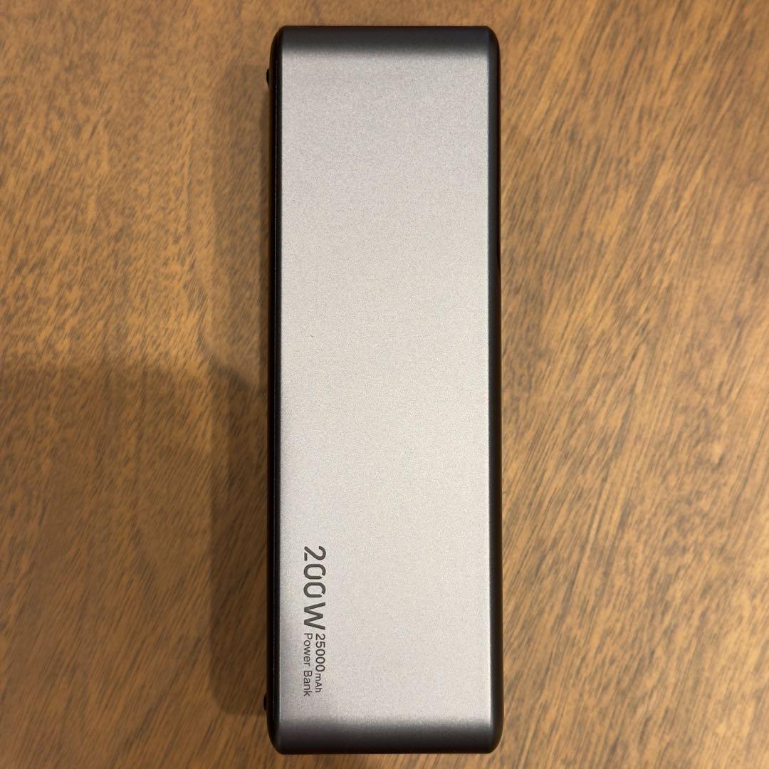 【美品】UGREEN 25000mAh 200W モバイルバッテリー