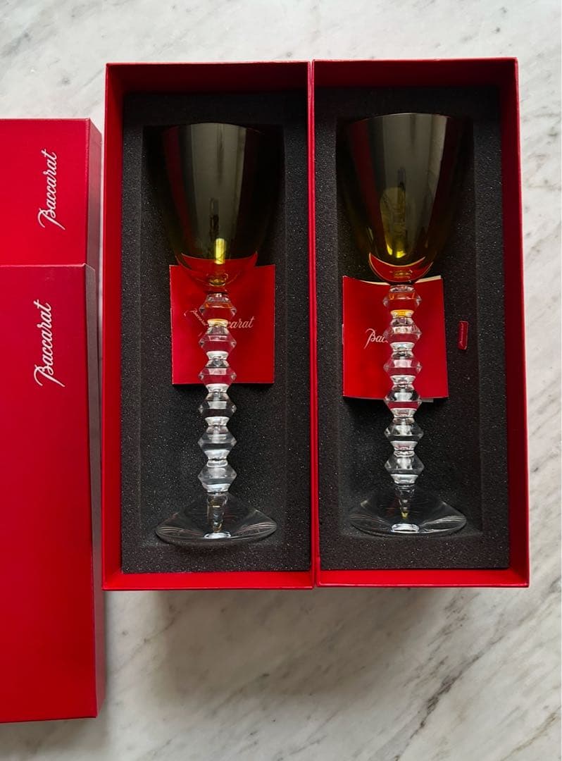 バカラ　ベガ　ワイングラス 新品　6連ステム　2脚