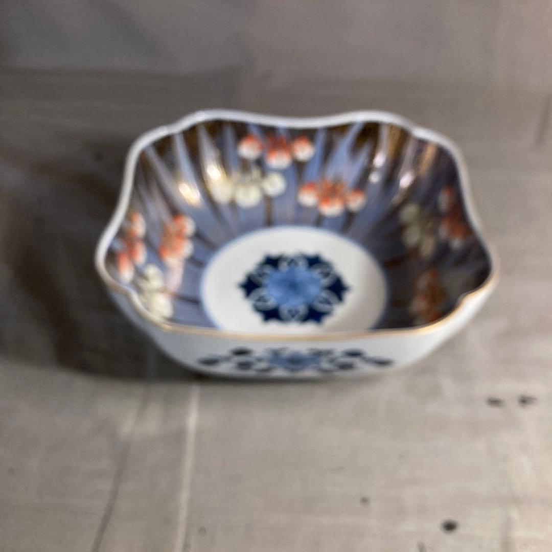 【古伊万里文】古伊万里の伝統　日本名窯　有田古伊万里文　染錦金ミル菖蒲文　花渕鉢