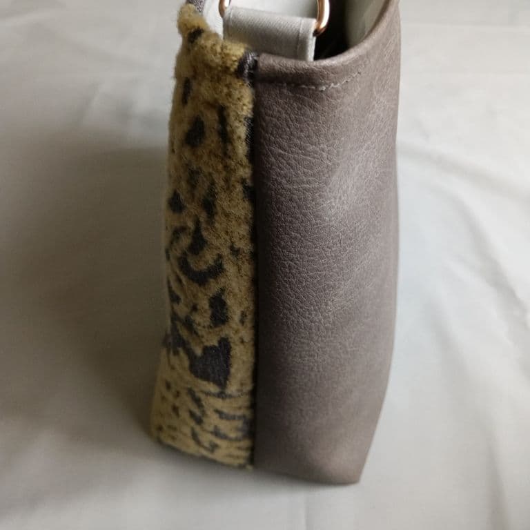 ☆プラム堂∬☆ミナペルホネン　大きめショルダーバッグ　メッツァ