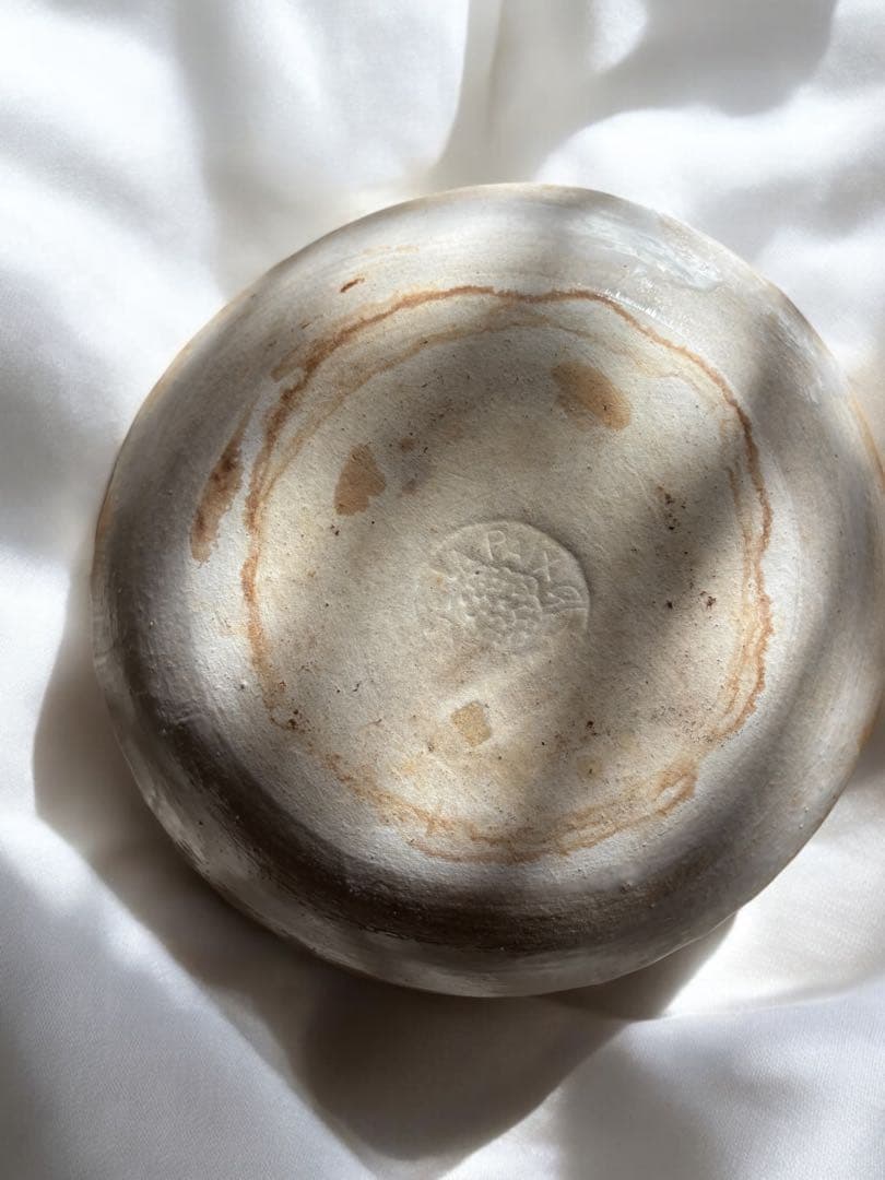 希少　鹿児島睦　KAGOSHIMA MAKOTO馬とお花のお皿一点もの器金継ぎ