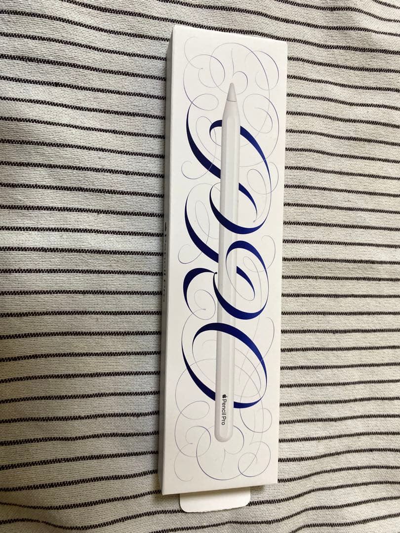 Apple Pencil Pro ホワイト　ペン先無し