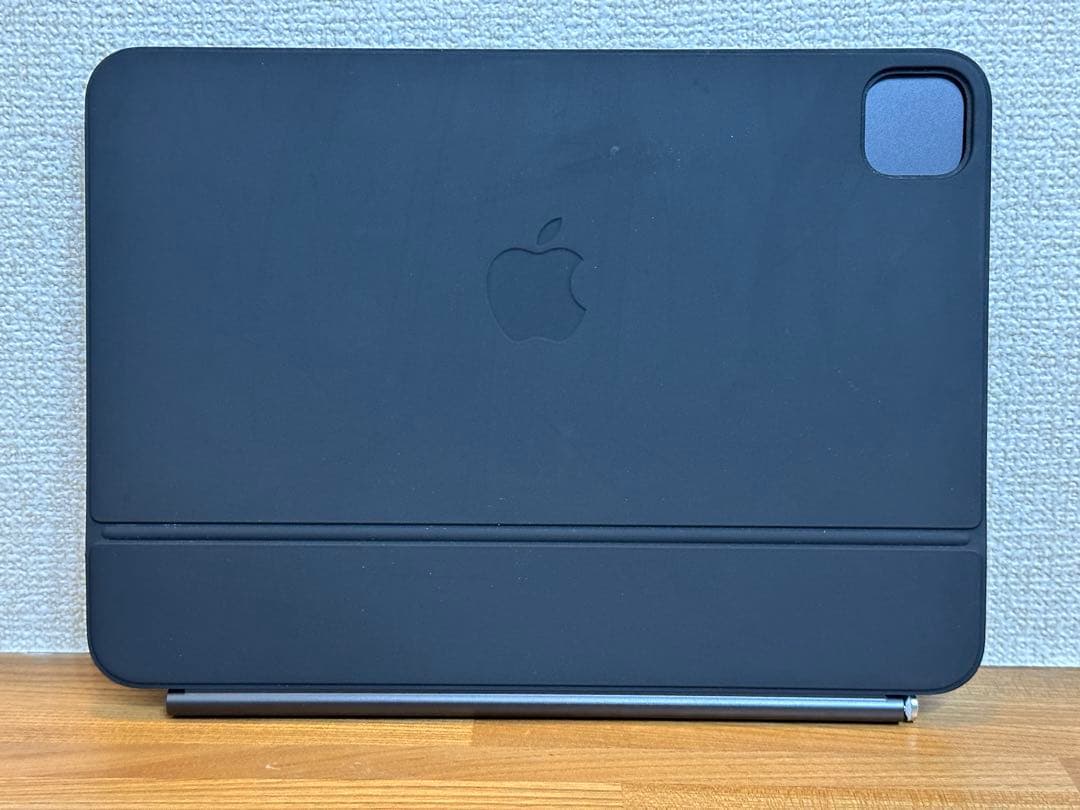 iPad Pro 11インチ　M4 1T セルラー　Magic keyboard