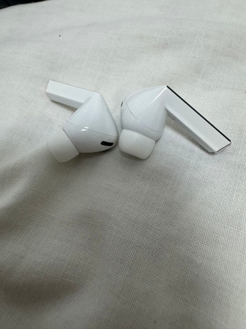 Samsung Galaxy Buds3 Pro ホワイト ケース付き