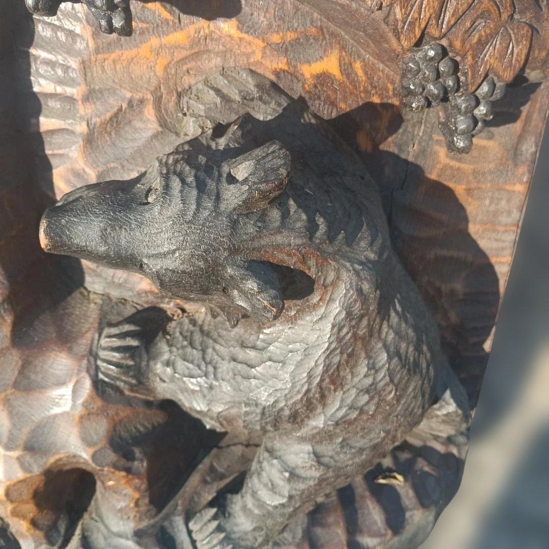 w*a様 ６０９２）木彫りの熊　丸太　天然木　壁掛け？