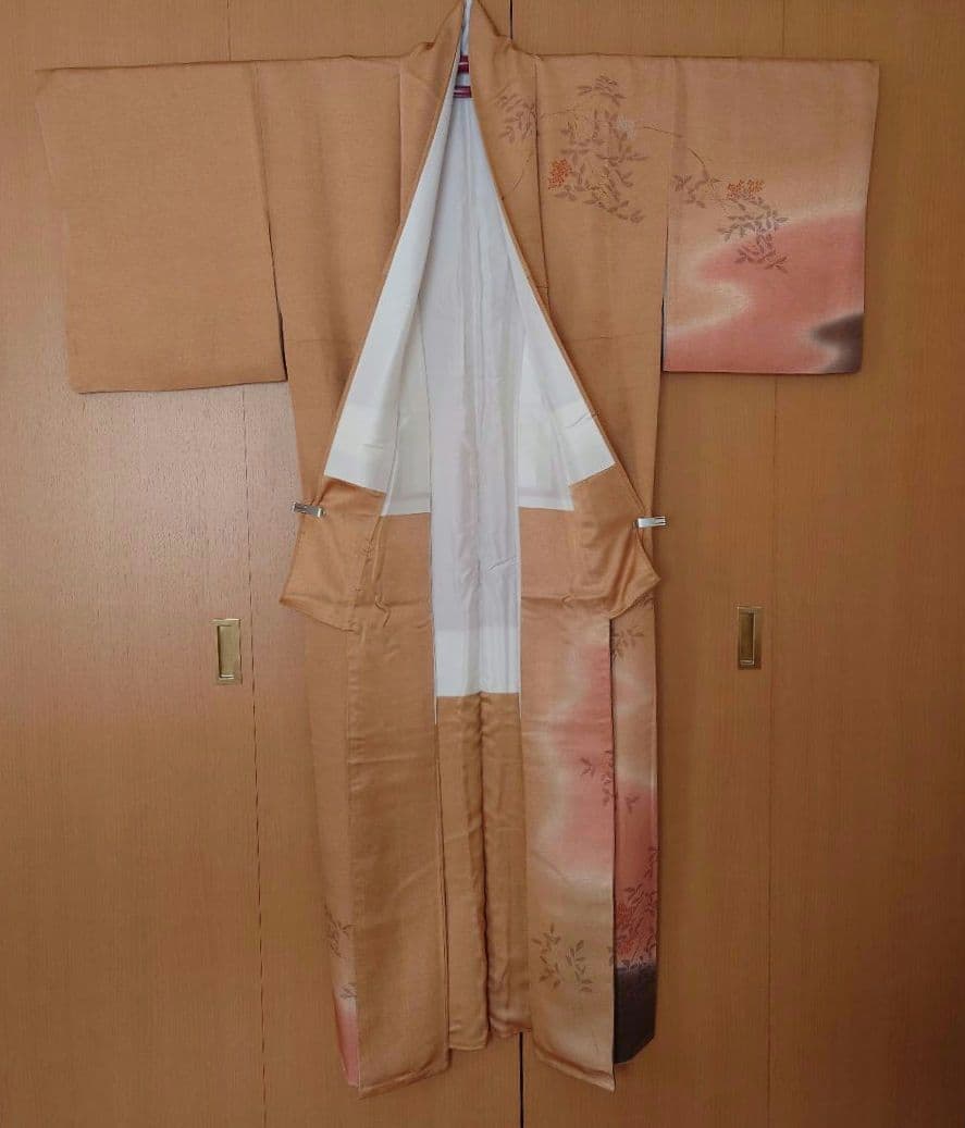 【美品】訪問着フルセット　正絹　袷　手描き　駒刺繍　金銀彩　唐織六通袋帯
