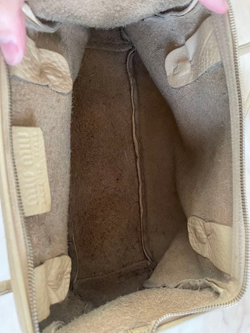 MIUMIU ショルダーバッグ