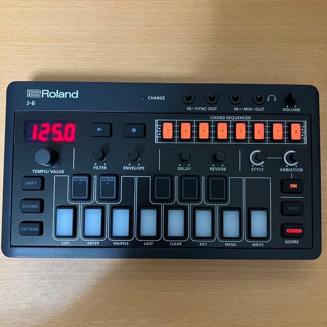 Roland J-6コードシンセサイザー