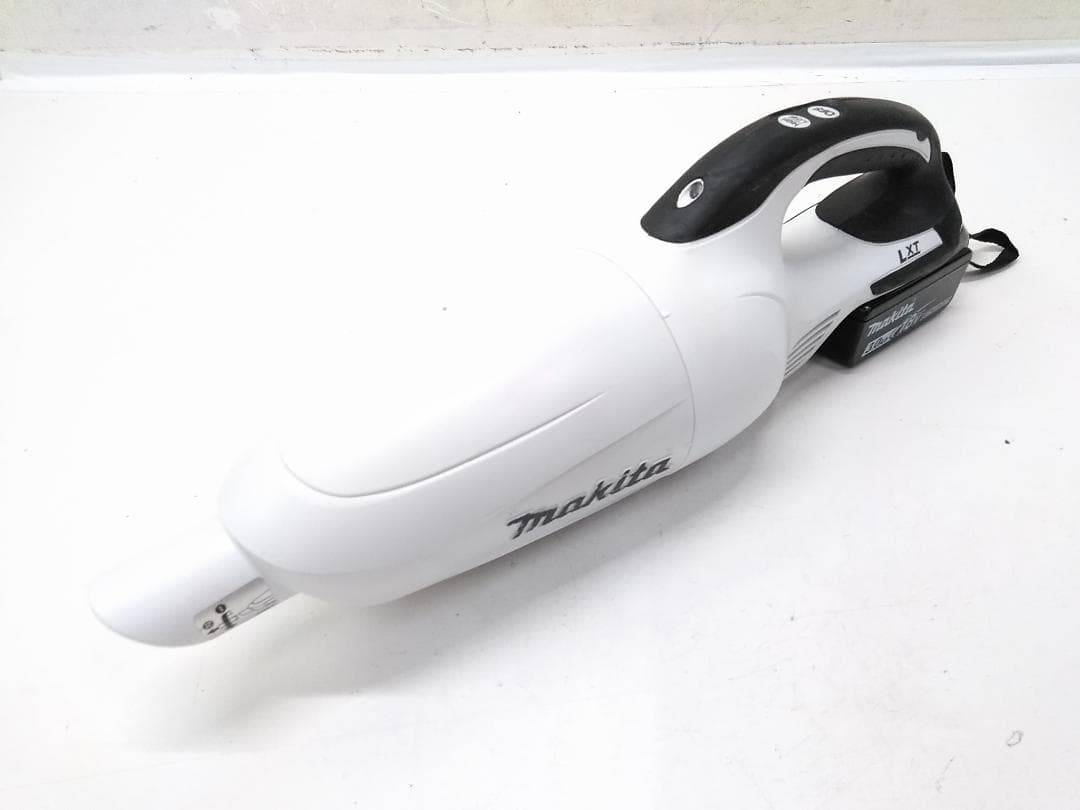 マキタ 充電式クリーナ CL181FD 充電器/18Vバッテリー付き ♪