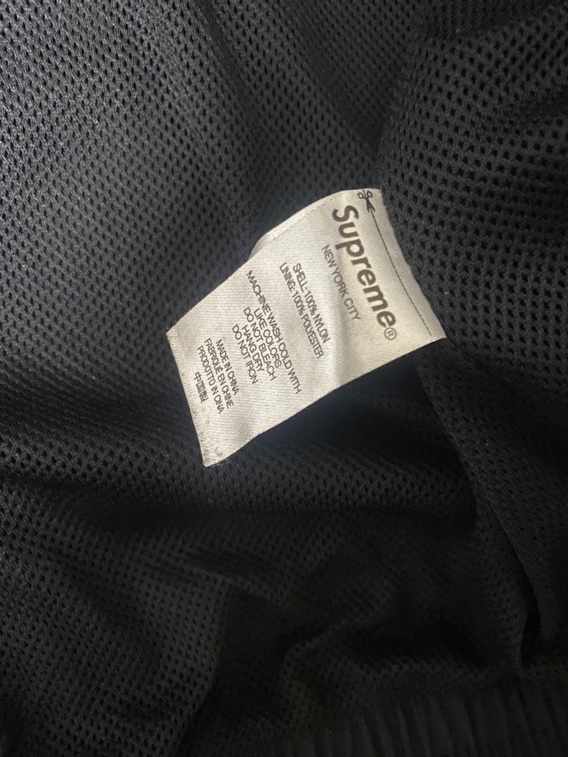 ジャケット・アウター Supreme aoi glow-in-the-dark trackjacket