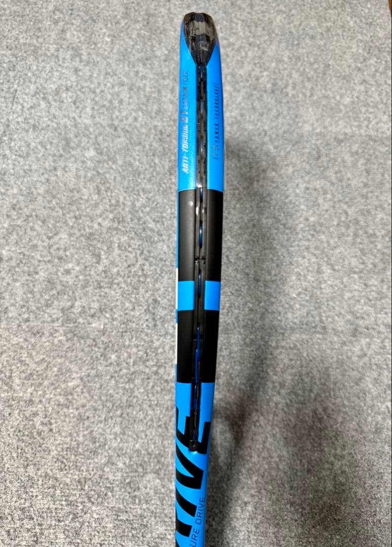 美品　Babolat PURE DRIVE テニスラケット G2
